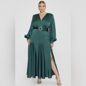 Fashion to Figure Long Emerald Green Satin Dress - Size 3XL